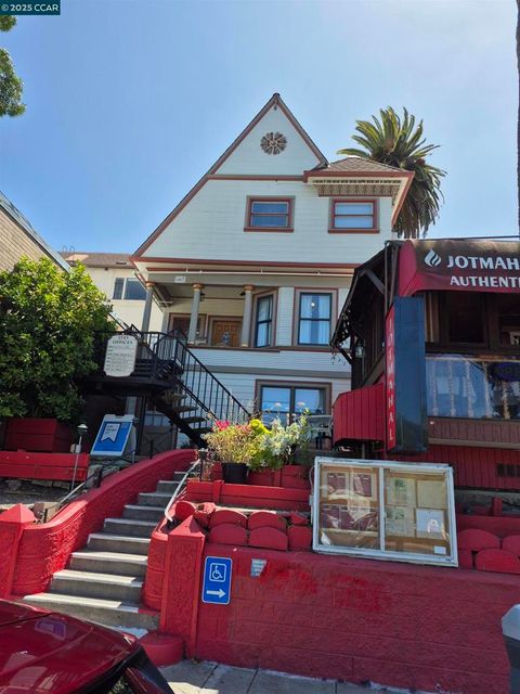 1543 SHATTUCK AVE Berkeley CA 94709