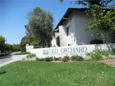 Photo of 23515 Lyons Ave, Valencia, CA 91355 (MLS # SR26175080)