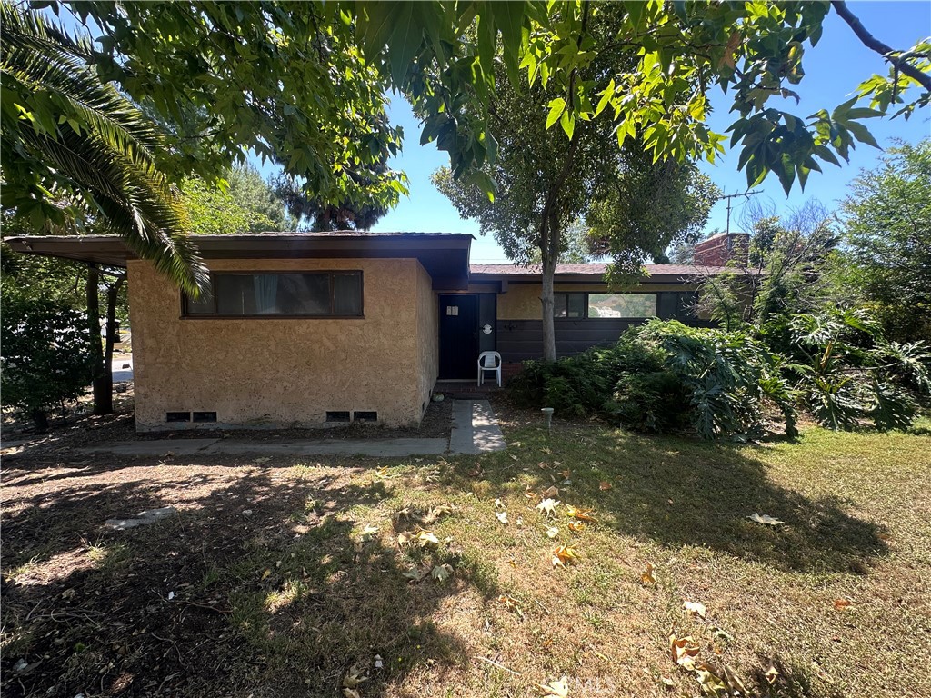 326 E Colorado