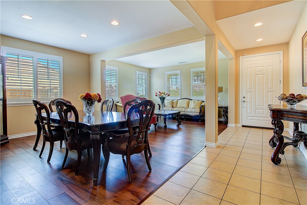 13033 Ridge Route Road