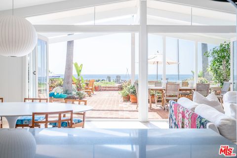 Photo of 31034 BROAD BEACH Road, Malibu, CA 90265 (MLS # 26673615)