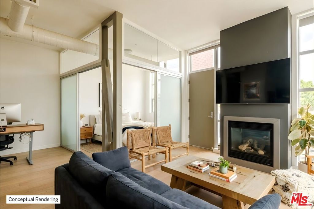 Photo of 1912 Broadway #205, Santa Monica, CA 90404 (MLS # 26654777)