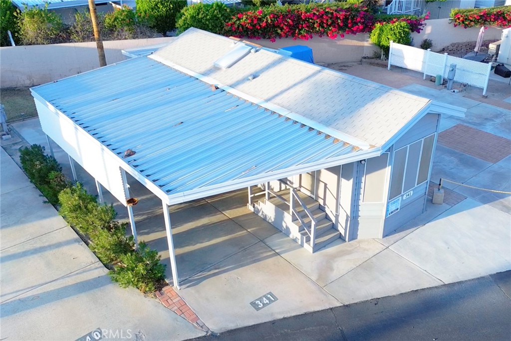 Desert Shadows RV Resort (33619) - Manufactured In Park