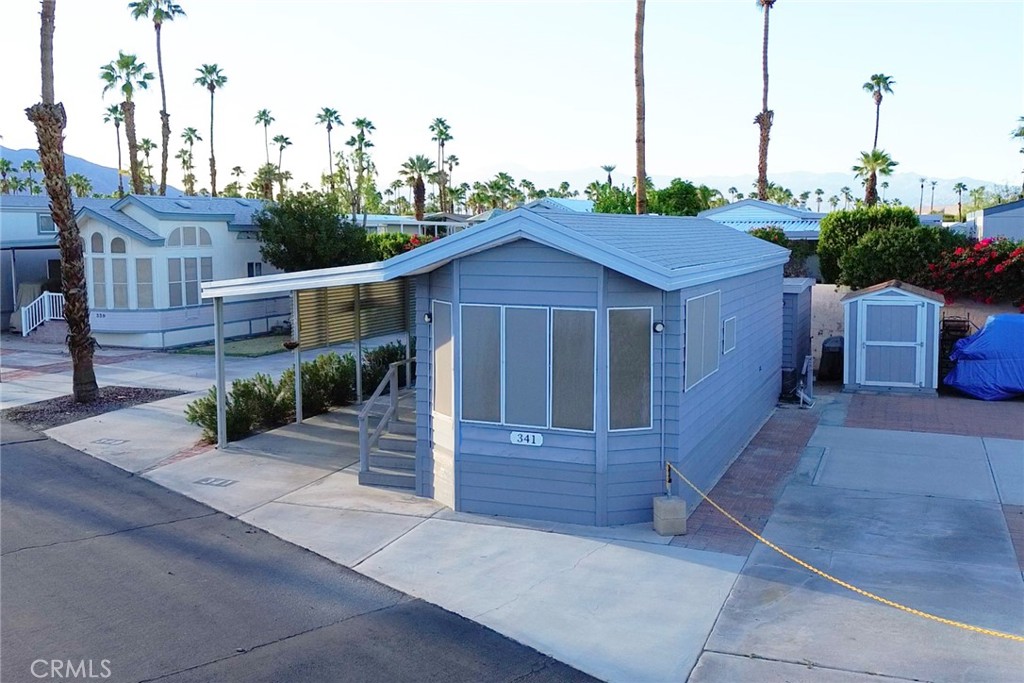 Desert Shadows RV Resort (33619) - Manufactured In Park