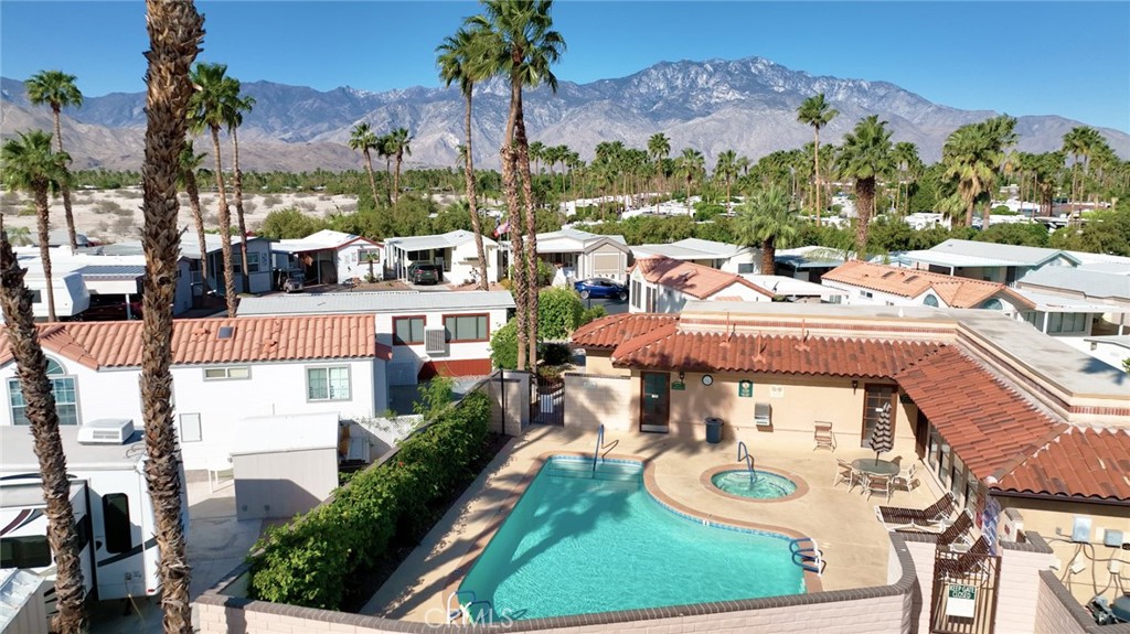 Desert Shadows RV Resort (33619) - Manufactured In Park