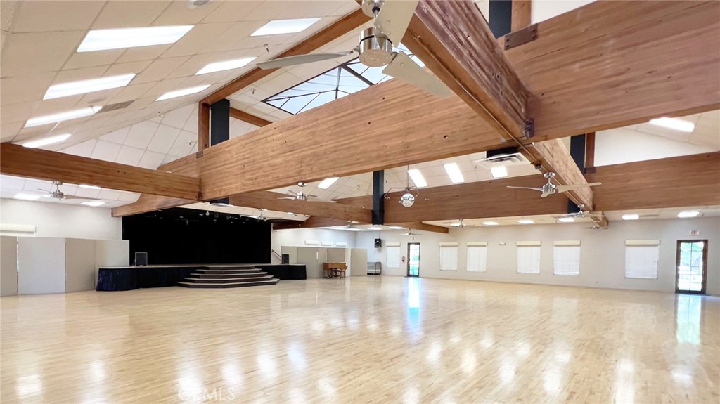 Desert Shadows RV Resort (33619) - Manufactured In Park