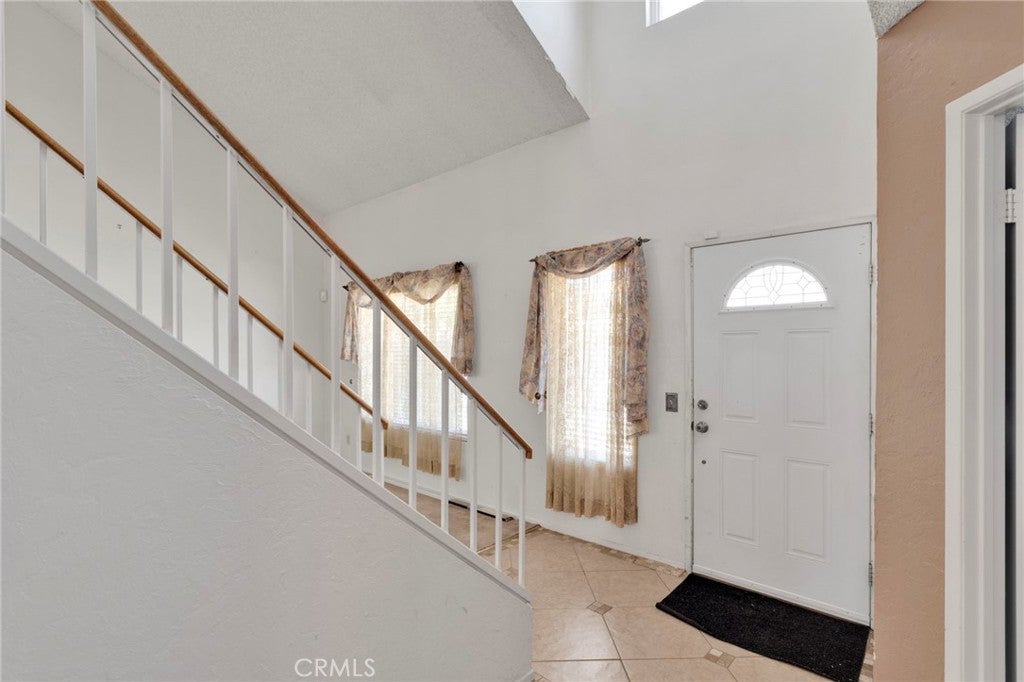 14553 Golden Trail