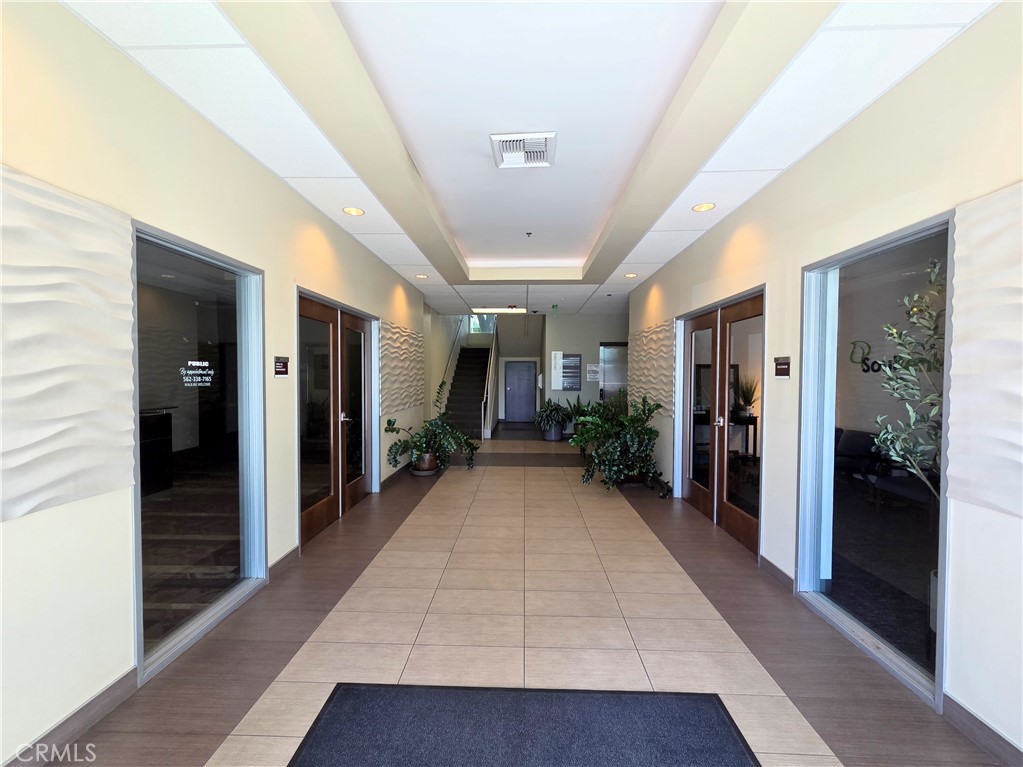 19112 Gridley Rd 238