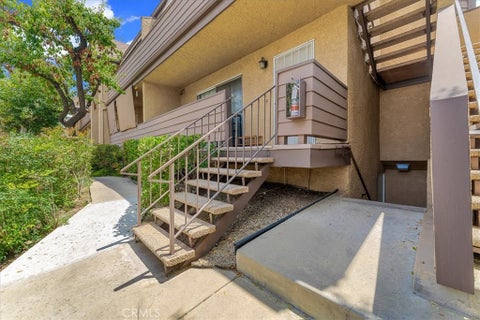 Photo of 14829 Sherman WAY #1, Van Nuys, CA 91405 (MLS # DW26172094)