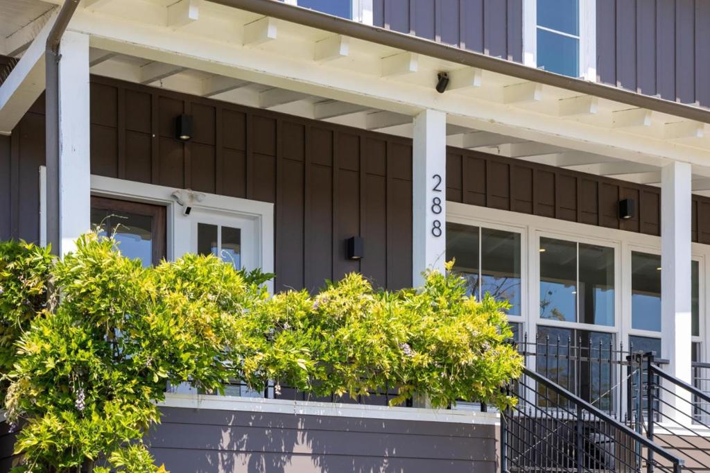 288 Campina Court