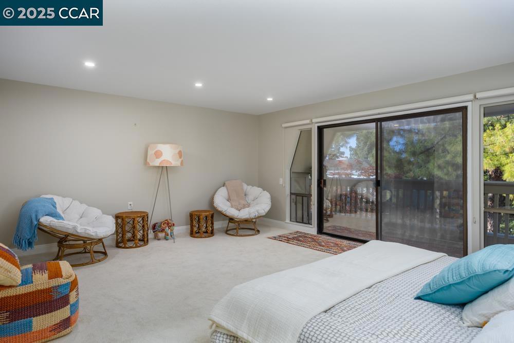 ROSSMOOR - Residential