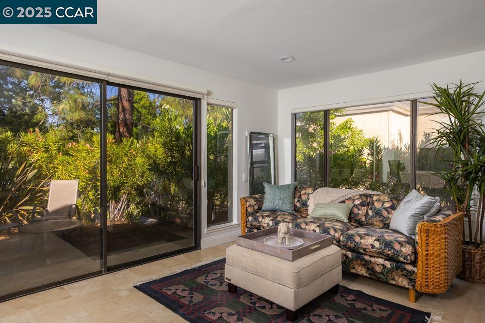 ROSSMOOR - Residential
