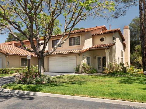 Photo of 1718 Tecalote Dr #5, Fallbrook, CA 92028 (MLS # NDP2603718)