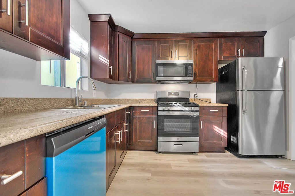 Photo of 4822 Hollow Corner Road #177, Culver City, CA 90230 (MLS # 26995827)