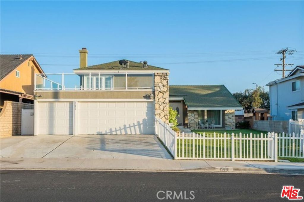**Open Showing 7/22 (Tuesday) 11am to 1pm** Stunning 3BD/3BA remodeled home in a highly desirable Santa Clarita neighborhood. This beautifully updated property features an open-concept layout, modern finishes throughout, and a spacious 2-car garage. Enjoy sunny California living with a sparkling private pool perfect for entertaining or relaxing. Don't miss this move-in-ready gem. Schedule your showing today!