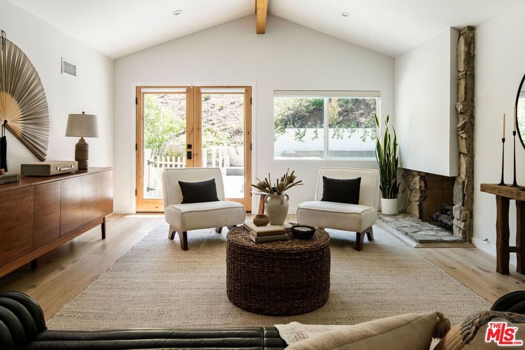 Properties 3 4042 Marchena Drive