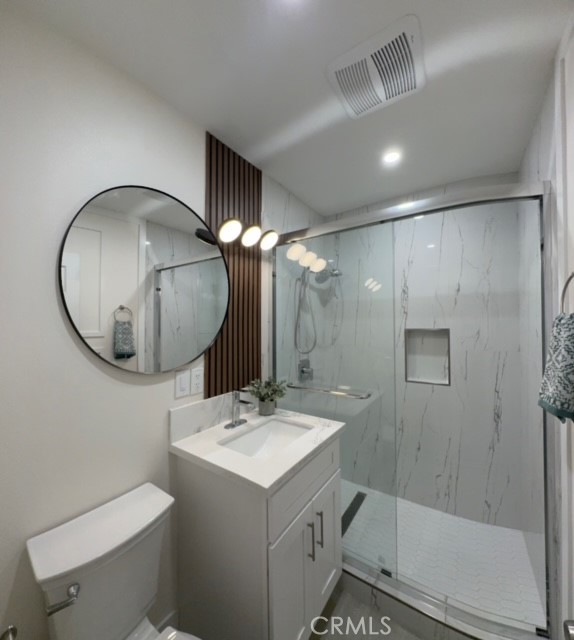 Lakewood Park/North of Del Amo (LND) - Residential