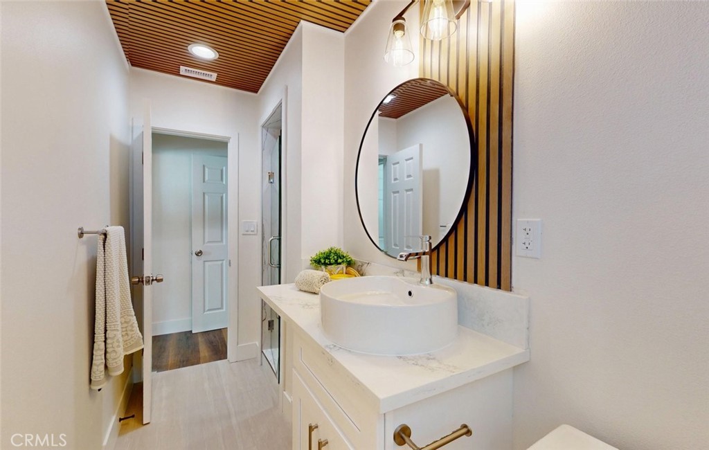 Lakewood Park/North of Del Amo (LND) - Residential