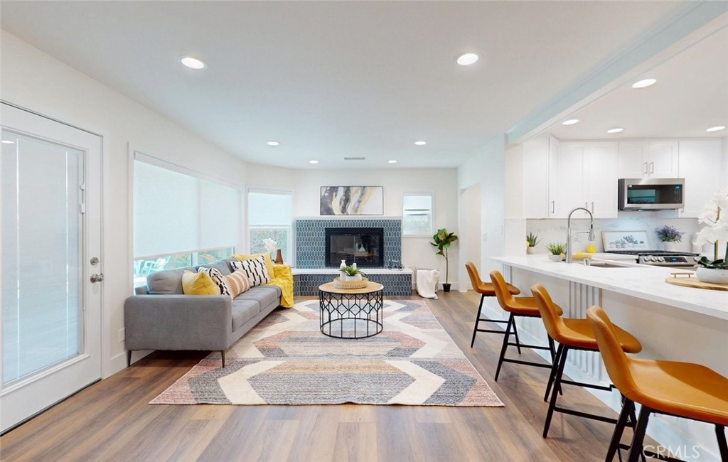 Lakewood Park/North of Del Amo (LND) - Residential