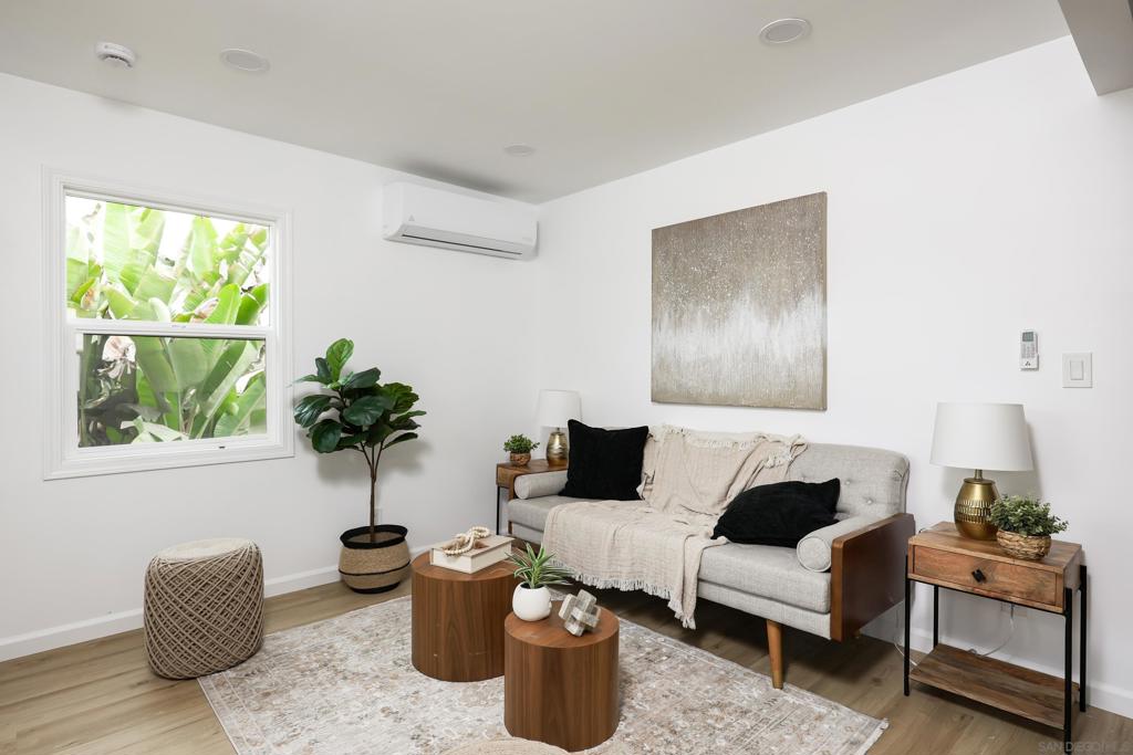La Mesa - Residential