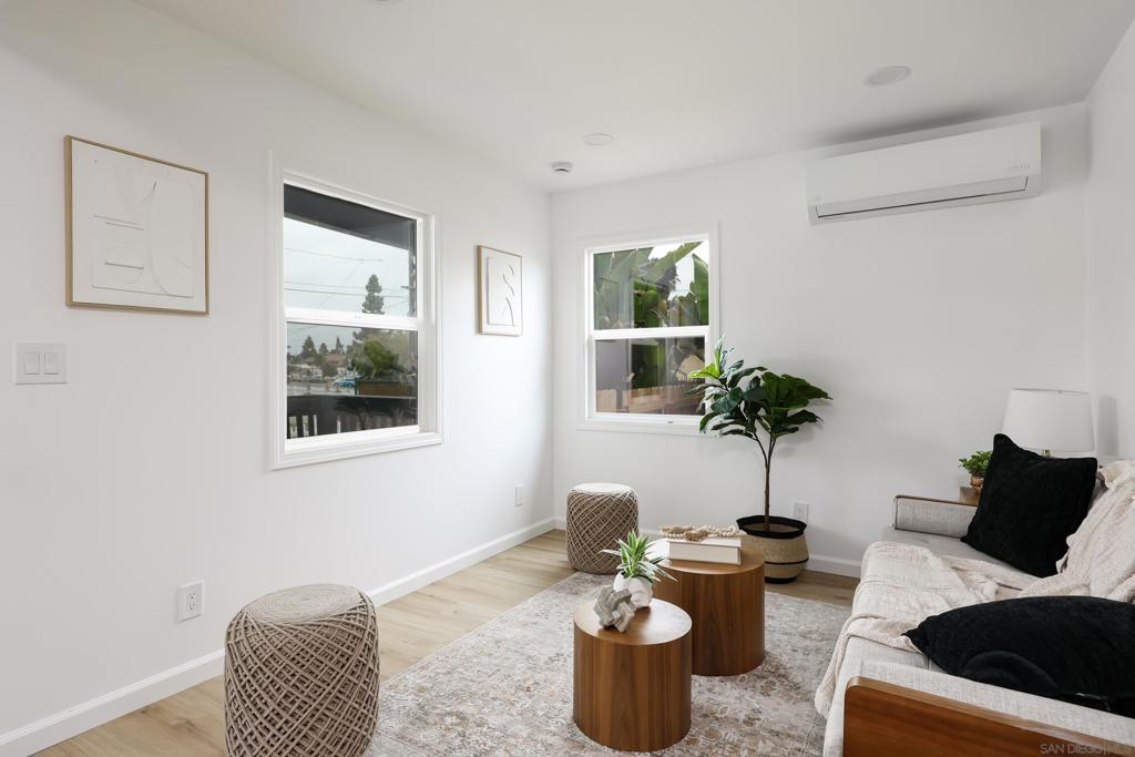 La Mesa - Residential