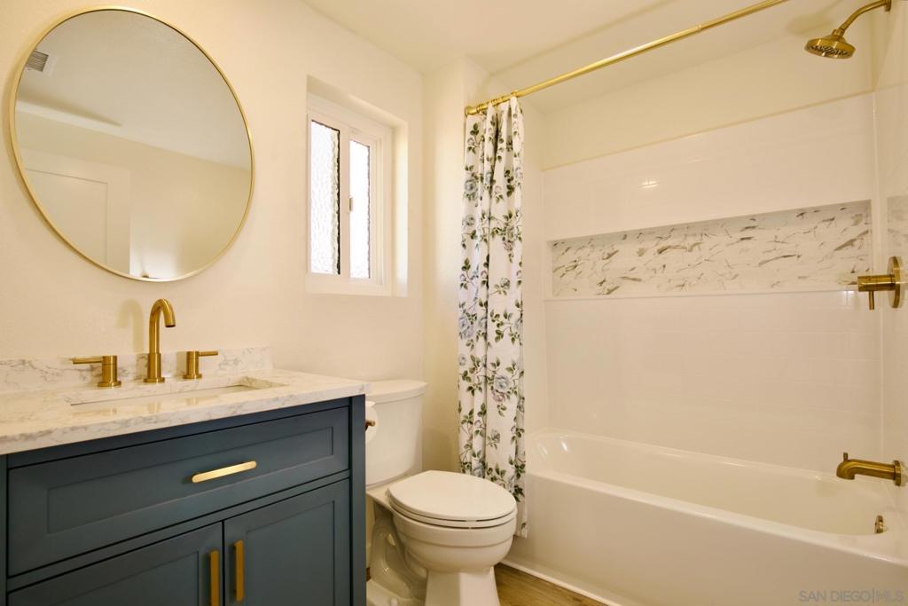 Lakeside - Residential