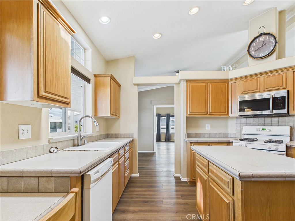 20701 Beach Boulevard 140