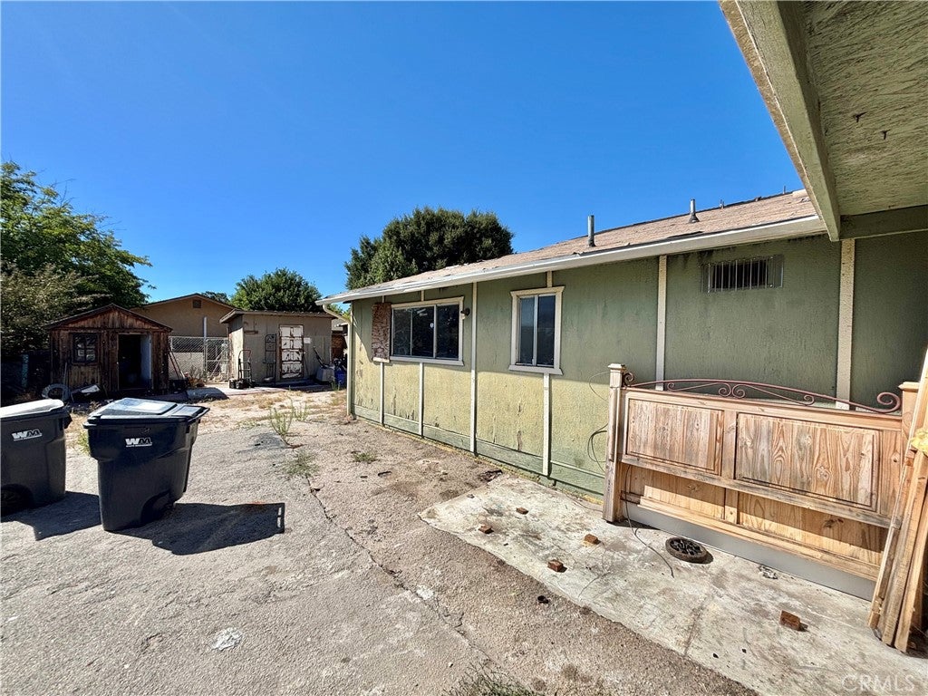 5444 Hermosilla Avenue