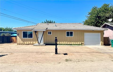 6617 California Street Winton CA 95388