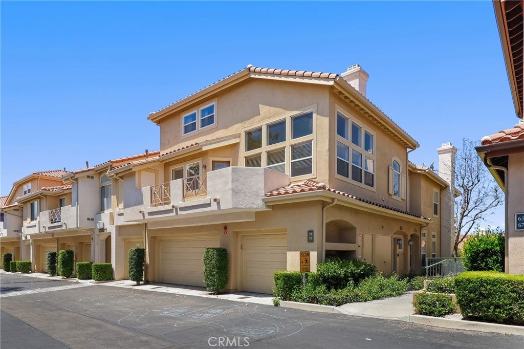 73 Camino Del Oro