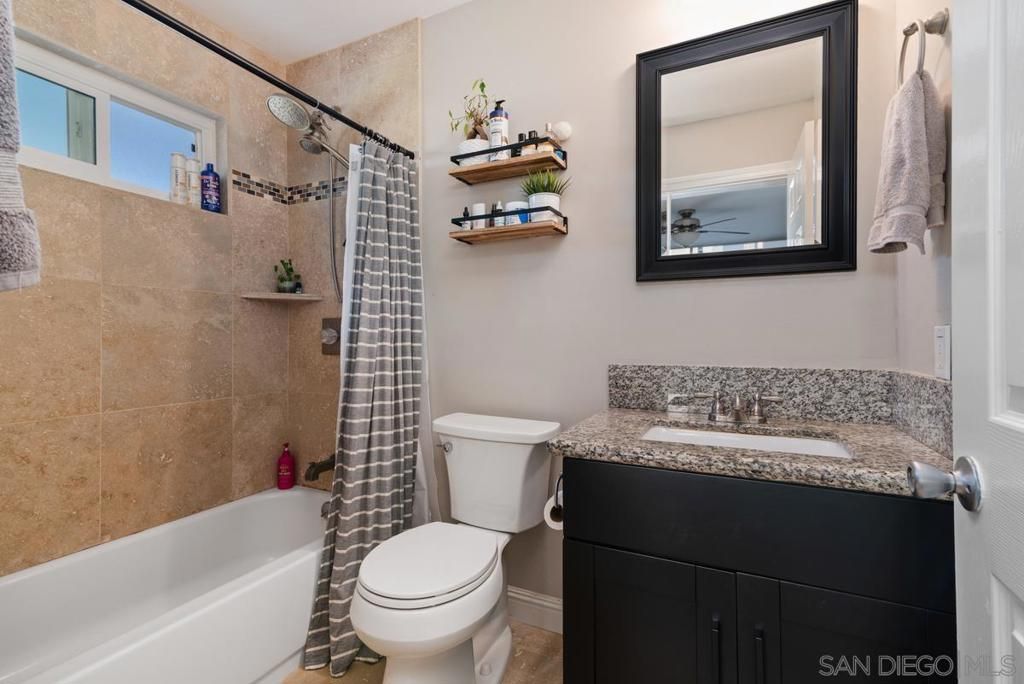 listing image 130724795205665027065