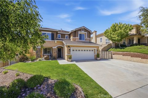 Photo of 21116 Cross Creek Drive, Saugus, CA 91350 (MLS # PF26084725)