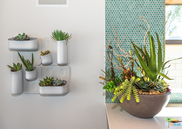 Tahquitz River Estat - Residential