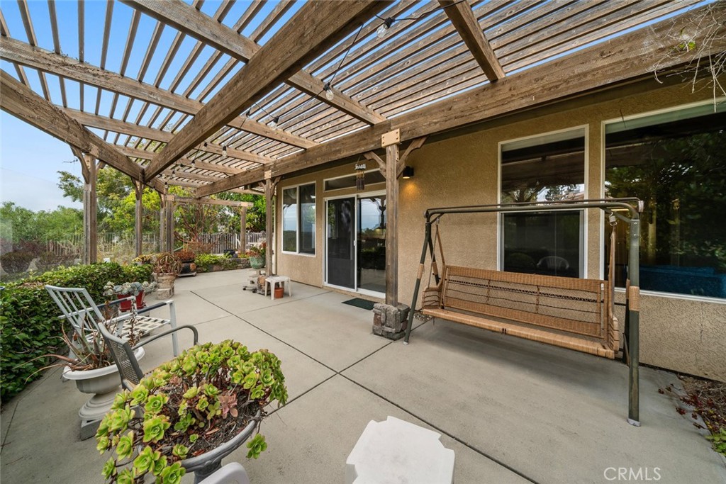 East of 101(500) - Residential