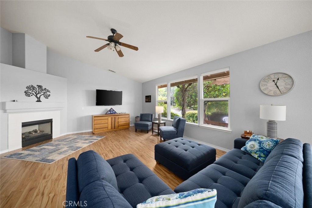 East of 101(500) - Residential
