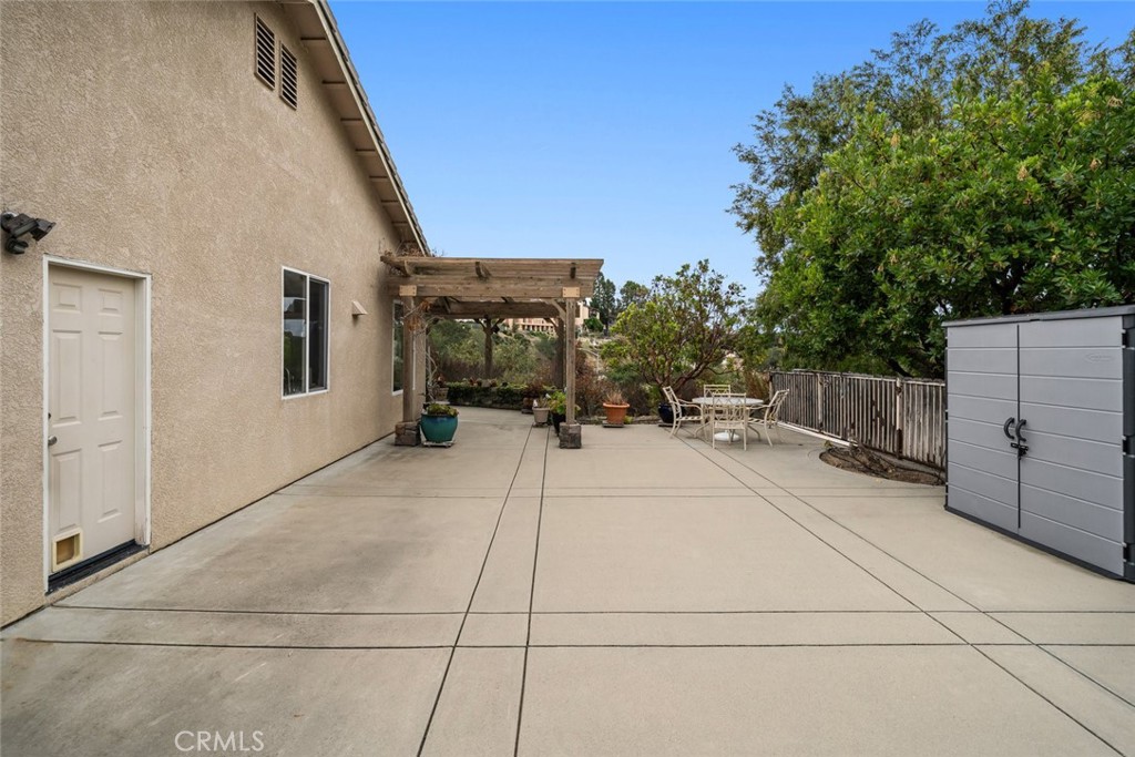 East of 101(500) - Residential