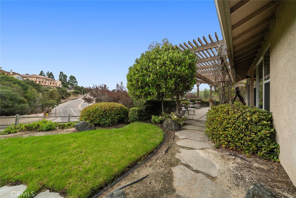 East of 101(500) - Residential
