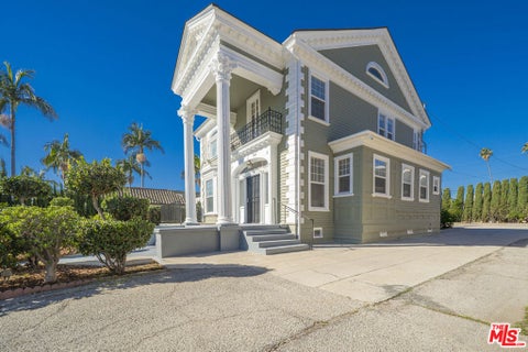 Photo of 1159 S Norton Avenue, Los Angeles, CA 90019 (MLS # 26843643)