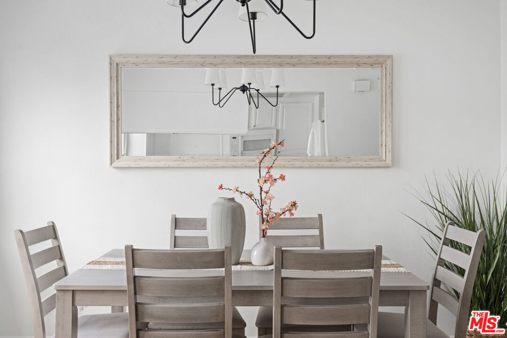 5803 Bowcroft Street 1