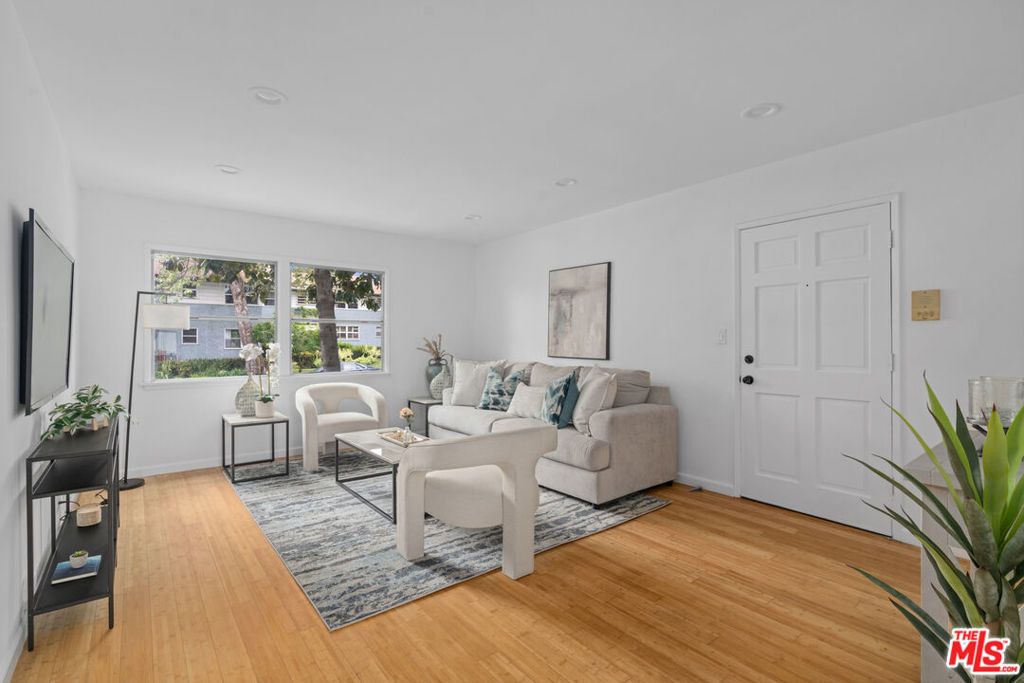 Photo of 5803 Bowcroft Street #1, Los Angeles, CA 90016 (MLS # 25532895)