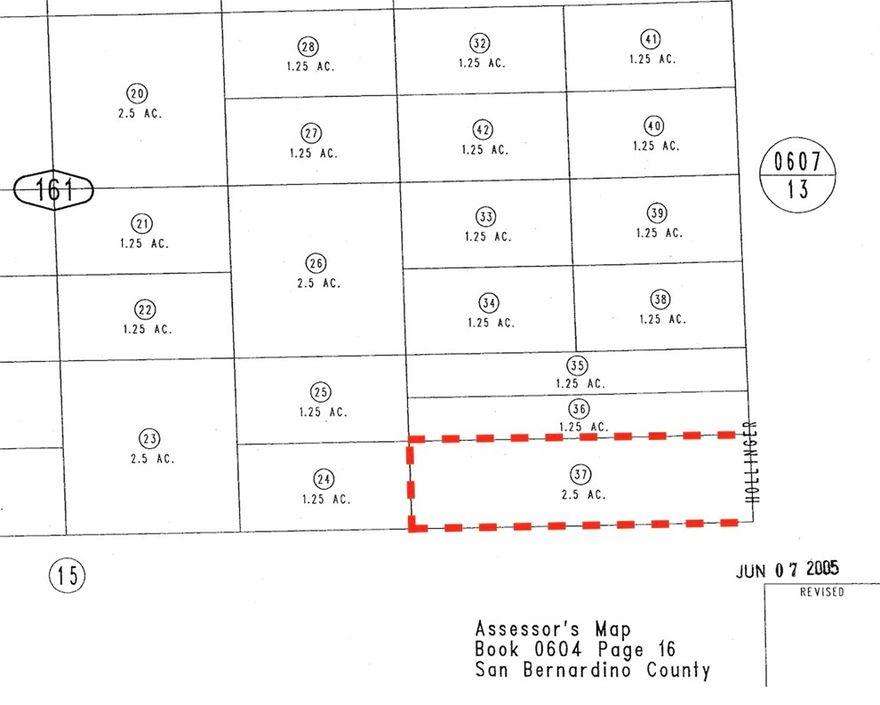 Large vacant lot with undisturbed land in beautiful Joshua Tree, close to the Village and the National Park. This lot sits just north of 29 Palms Hwy in the Sunfair West area. It's very close to the Highway Patrol, the Hi Desert Medical Center and Cooper Mountain College. Come and enjoy the lights in the sky not the blinding city lights. Get closer to nature now!
