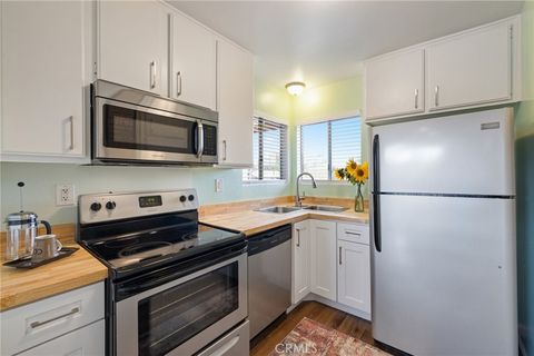 Photo of 460 Golden Avenue #434, Long Beach, CA 90802 (MLS # PW26020432)