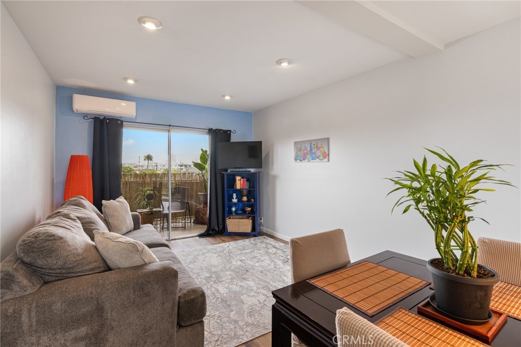 460 golden avenue 434