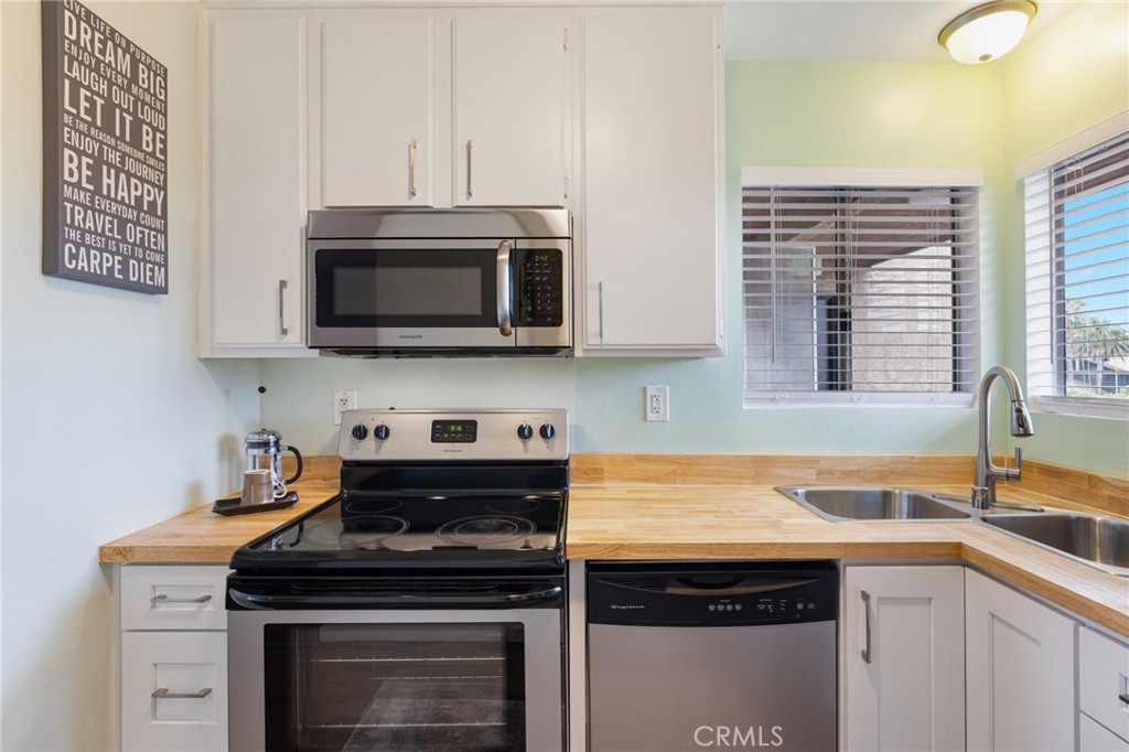 460 golden avenue 434