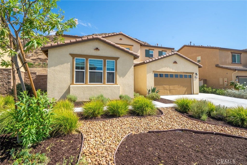 32439 Prairie Crossing Drive