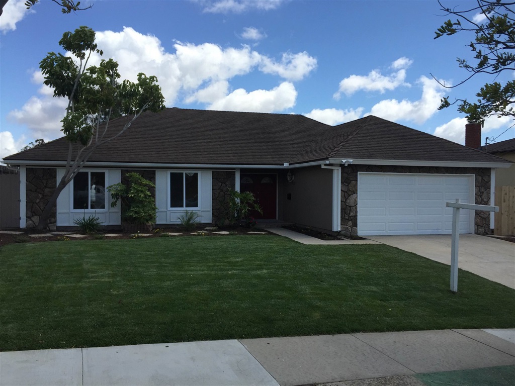 Beautifully remodeled single story home in Redwood Village! This cute home boasts a new kitchen with s/s appliances, farmhouse sink, quartz counters, cabinets, recessed lighting, new flooring throughout, dual pane windows and so much more!!! Great location on 58th St with views from the backyard and nice sized front yard with new sod! Great sized living room with a new fireplace surround and a very open layout! Close to schools, restaurants, etc.... Neighborhoods: Redwood Village Equipment: Range/Oven Other Fees: 0 Sewer: Sewer Connected Topography: GSL