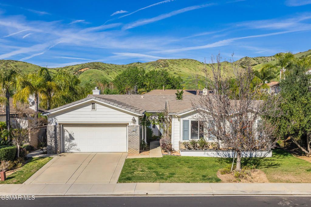 Photo of 5817 Evening Sky Drive, Simi Valley, CA 93063 (MLS # 226000908)