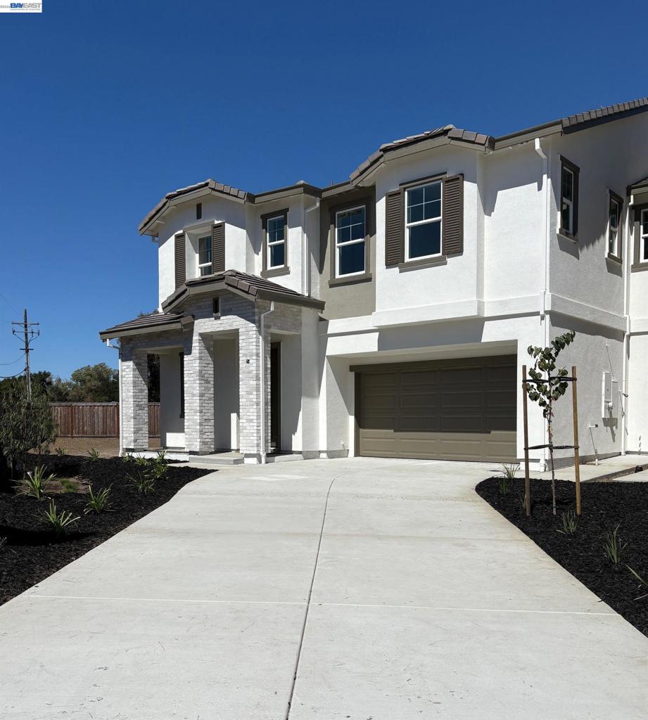 125 Creek View Cir