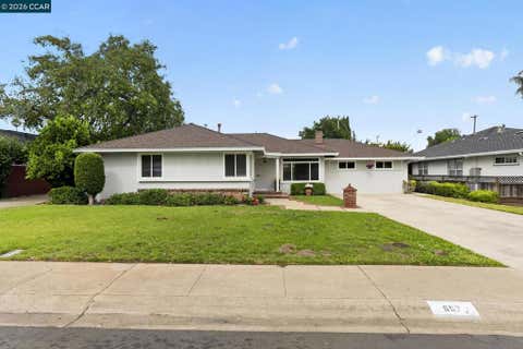 Photo of 657 S Clover Ave AVE, San Jose, CA 95128 (MLS # 41145304)