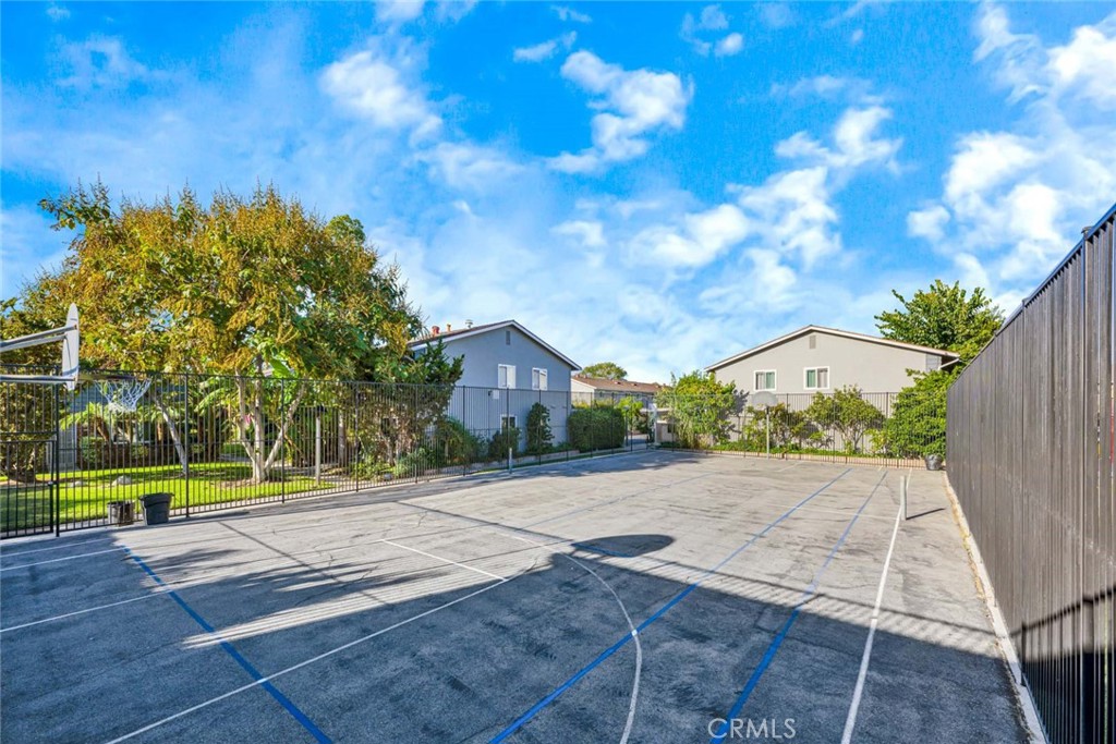 Tustin Imperial (TUSI) - Residential